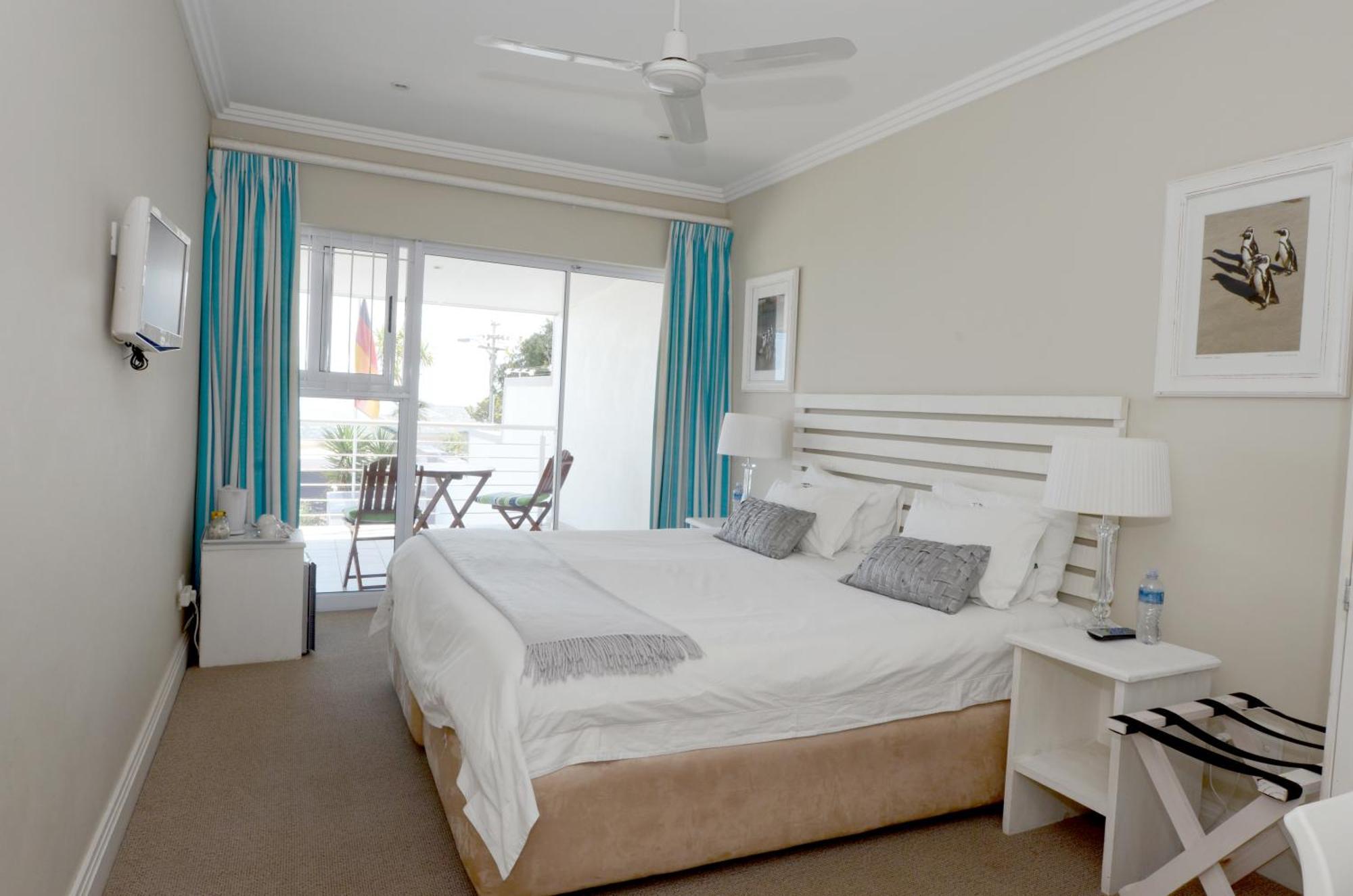 61 On Camps Bay 3* Cidade Do Cabo