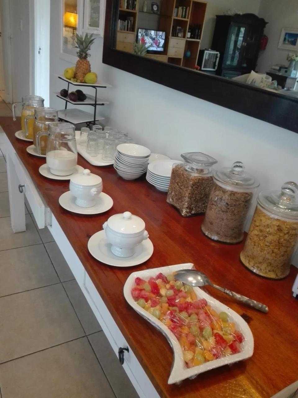 Alojamento de Acomodação e Pequeno-almoço 61 On Camps Bay Cidade Do Cabo